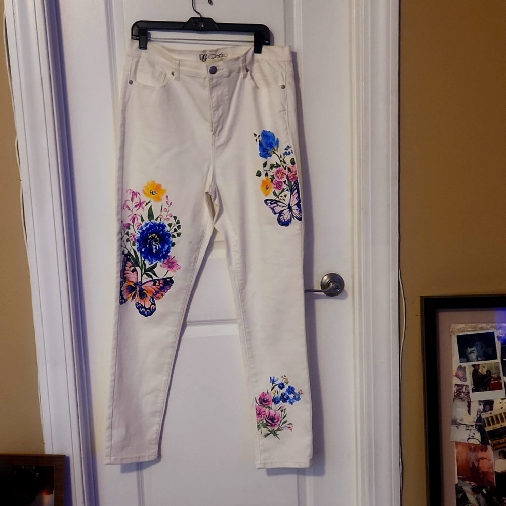 Embroidered Jeans, white, DG2, Never worn